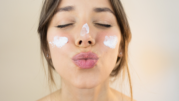 Tα 5 μεγαλύτερα λάθη που κάνουμε στο skincare (και πώς να τα διορθώσουμε)
